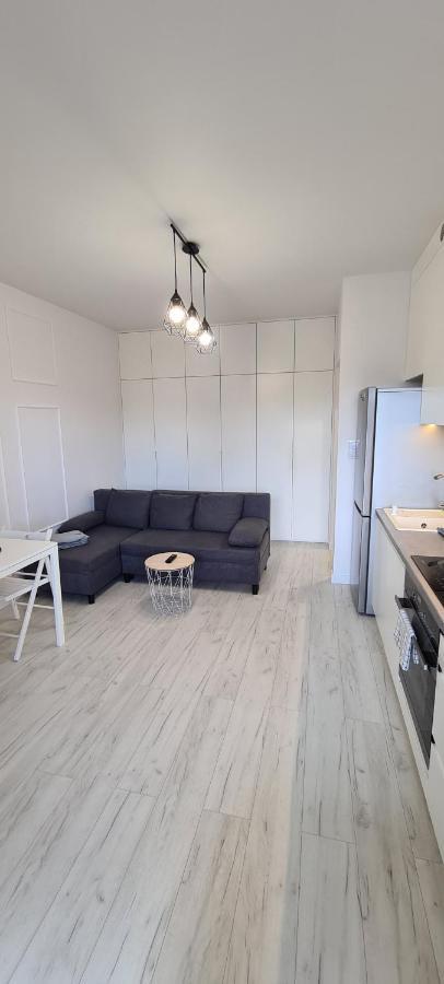 44 - Apartamenty Siedlce - Nowy Apartament W Centrum Przy Ul Czerwonego Krzyza Esterno foto