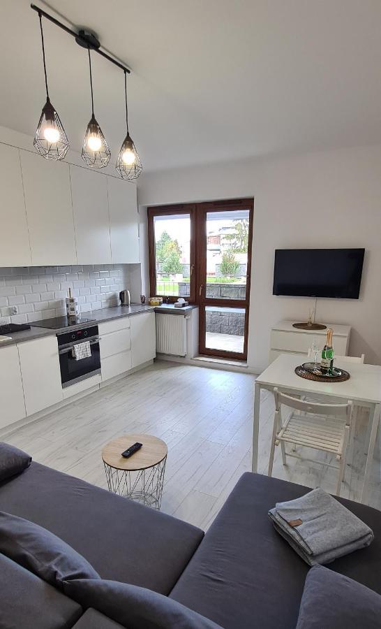 44 - Apartamenty Siedlce - Nowy Apartament W Centrum Przy Ul Czerwonego Krzyza Esterno foto