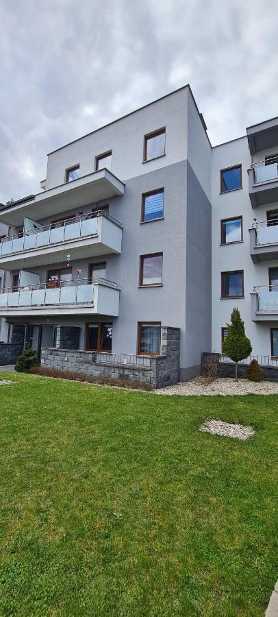 44 - Apartamenty Siedlce - Nowy Apartament W Centrum Przy Ul Czerwonego Krzyza Esterno foto